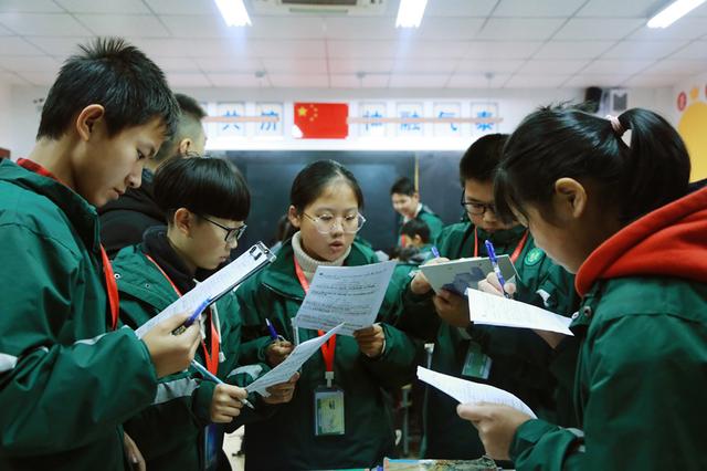 学校课改究竟解决什么实质性问题？小组合作学习实操性方法研讨