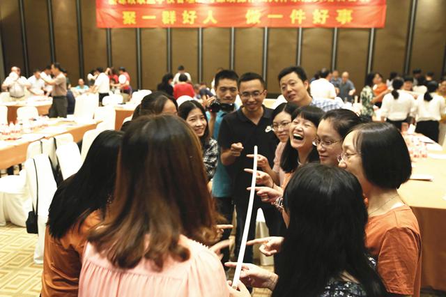 高效开展小组团队力活动的流程与方法，小组合作学习操作案例展示